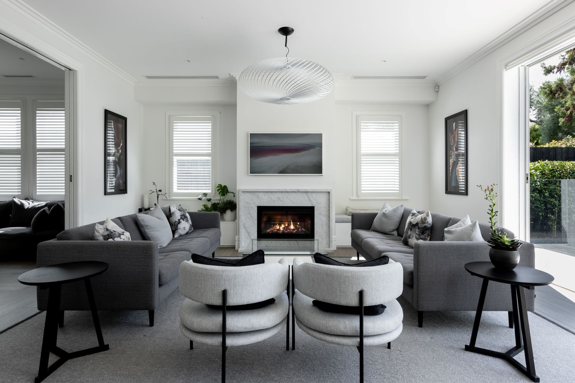 Auckland villa renovation features Escea DF960 Gas Fireplace