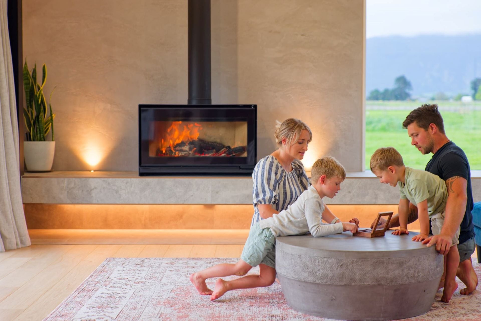 Escea TFS1000 wood fireplace features in Kaikōura home